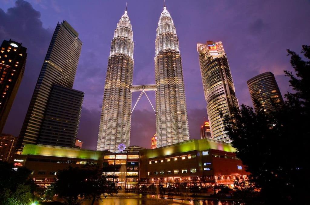2br 5 Mins To Klcc Twin Towers